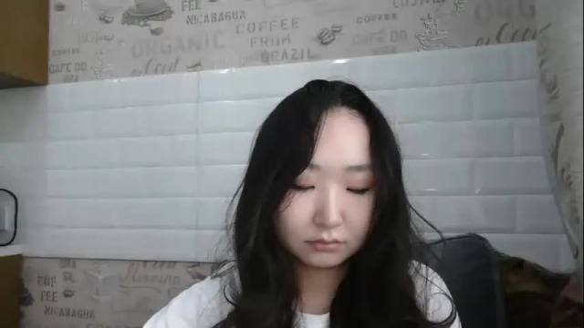 Image 3 of bea_angela Stream on Chaturbate on 1 month ago