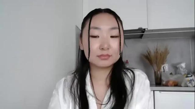 Image 3 of bea_angela Stream on Chaturbate on 16 days ago