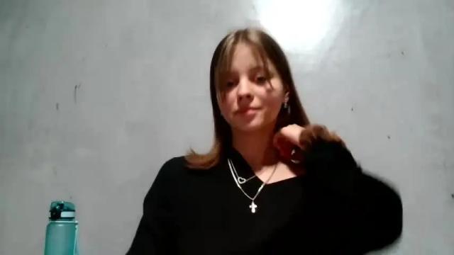 Image 11 of bea_bee Stream on Chaturbate on 18 months ago