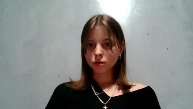 Image 12 of bea_bee Stream on Chaturbate on 18 months ago