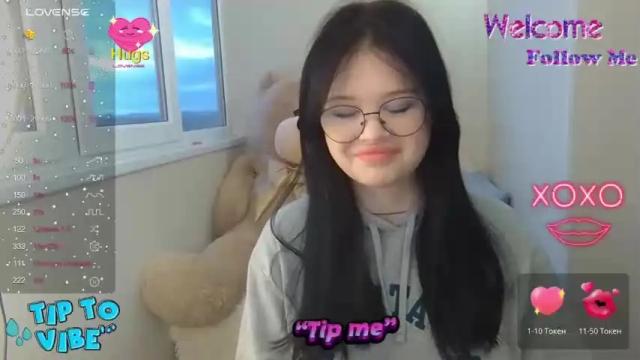 Image 2 of beatiful_secret Stream on Chaturbate on 19 months ago