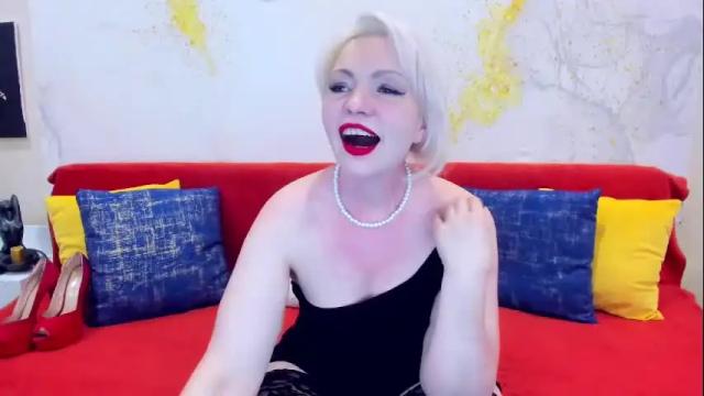 Image 12 of beatifullhellenx Stream on Chaturbate on 16 days ago
