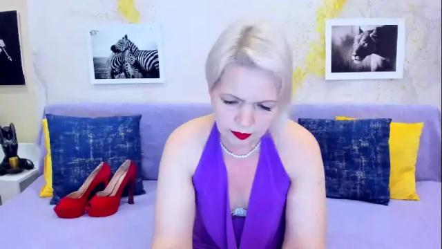 Image 3 of beatifullhellenx Stream on Chaturbate on 4 days ago