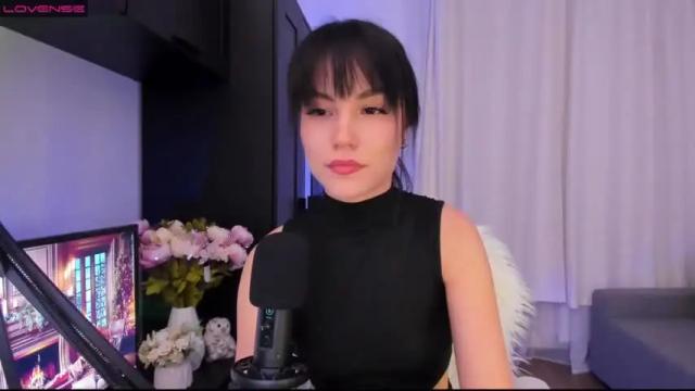 Image 4 of beatricefawn Stream on Chaturbate on 15 months ago