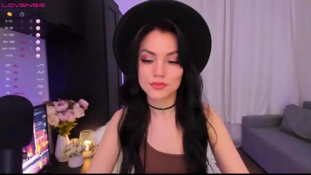 Image 3 of beatricefawne Stream on Chaturbate on 18 months ago