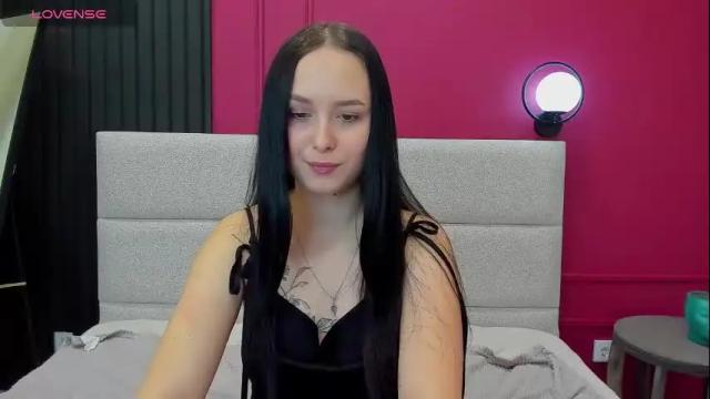 Image 10 of beatricereeves Stream on Chaturbate on 17 days ago