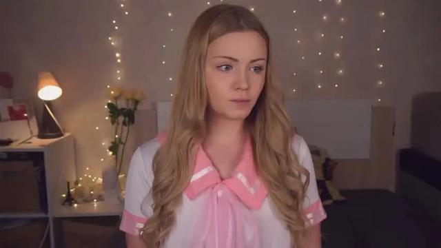 Image 4 of beatris_mils Stream on Chaturbate on 17 months ago