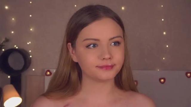 Image 11 of beatris_mils Stream on Chaturbate on 13 months ago