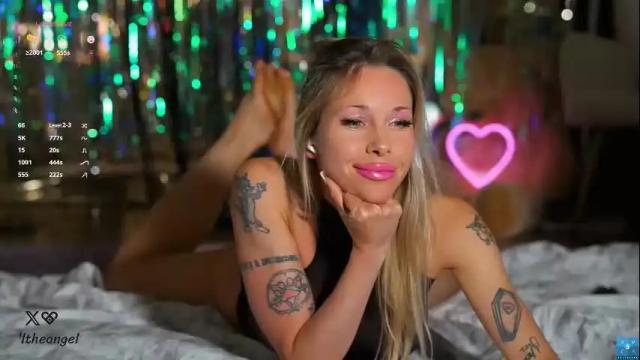 Image 10 of beatrix_rich Stream on Chaturbate on 1 day ago