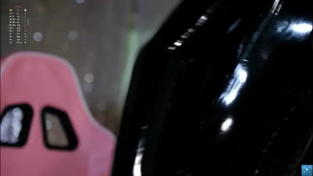 Image 7 of beatrix_rich Stream on Chaturbate on 1 month ago