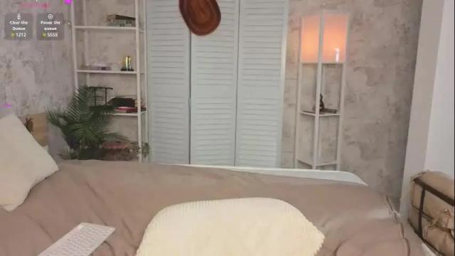 Image 6 of beatrix_rina Stream on Chaturbate on 2 months ago