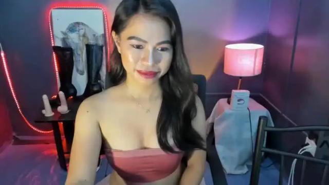 Image 2 of beautiful_kristinexx Stream on Chaturbate on 17 months ago