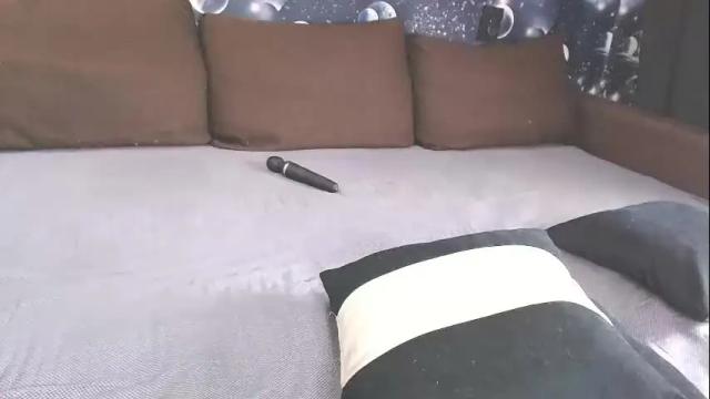 Image 3 of beautifulgina Stream on Chaturbate on 16 days ago