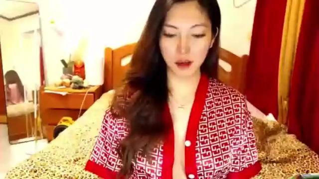Image 4 of beautifullust Stream on Chaturbate on 16 months ago