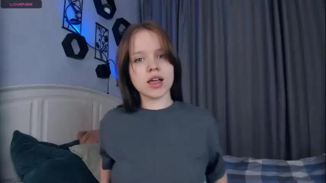 Image 2 of beauty_future Stream on Chaturbate on 6 days ago