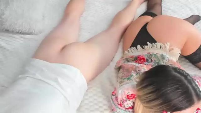 Image 4 of beauty_n_beast__ Stream on Chaturbate on 16 months ago