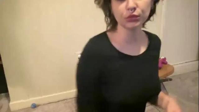 Image 2 of beauty_shy_kitty Stream on Chaturbate on 18 months ago