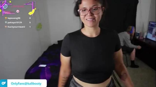 Image 7 of beautyandthegoatee Stream on Chaturbate on 11 days ago