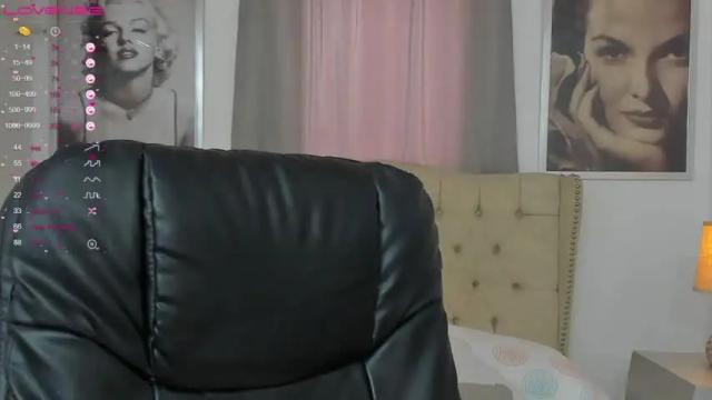 Image 11 of beautyari Stream on Chaturbate on 15 months ago