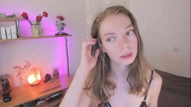 Image 6 of beautyeliise Stream on Chaturbate on 3 months ago