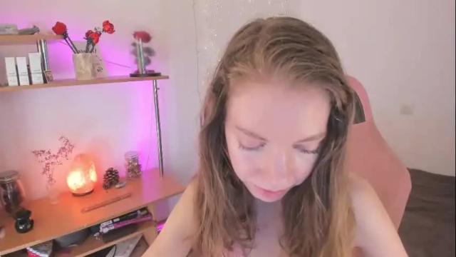 Image 7 of beautyeliise Stream on Chaturbate on 3 months ago