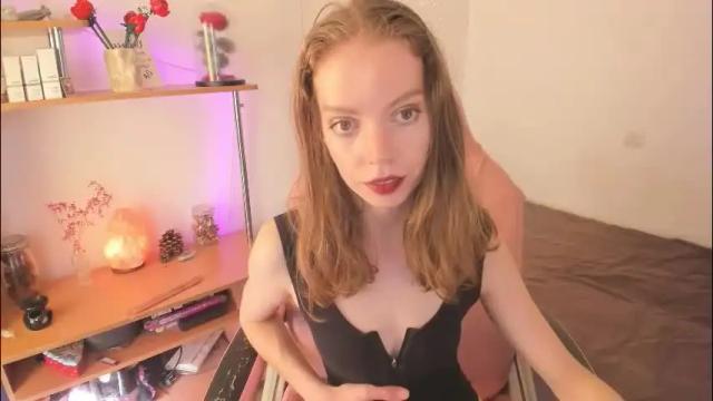 Image 8 of beautyeliise Stream on Chaturbate on 3 months ago