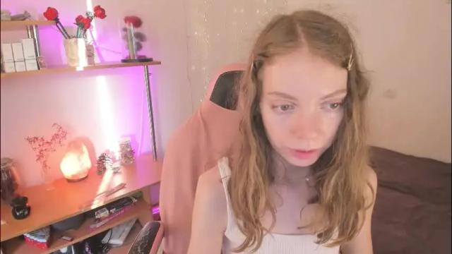 Image 8 of beautyeliise Stream on Chaturbate on 3 months ago