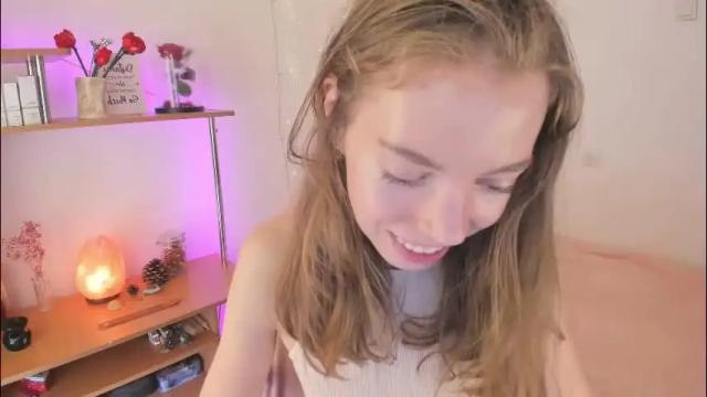 Image 8 of beautyeliise Stream on Chaturbate on 2 months ago