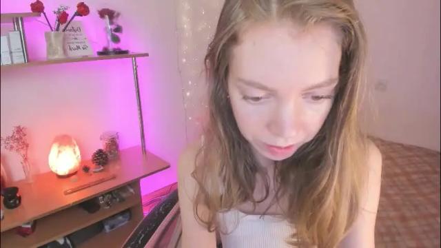 Image 3 of beautyeliise Stream on Chaturbate on 2 months ago