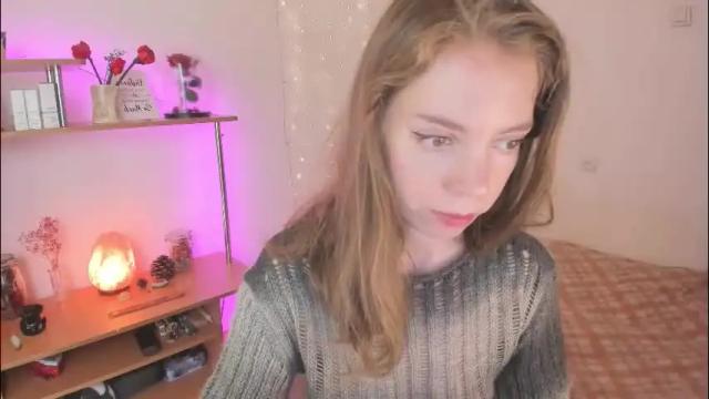 Image 10 of beautyeliise Stream on Chaturbate on 1 month ago