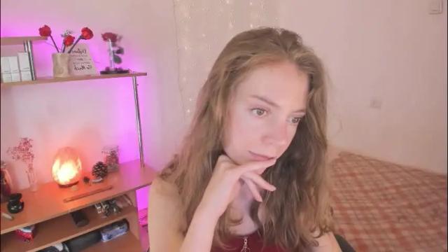 Image 3 of beautyeliise Stream on Chaturbate on 1 month ago