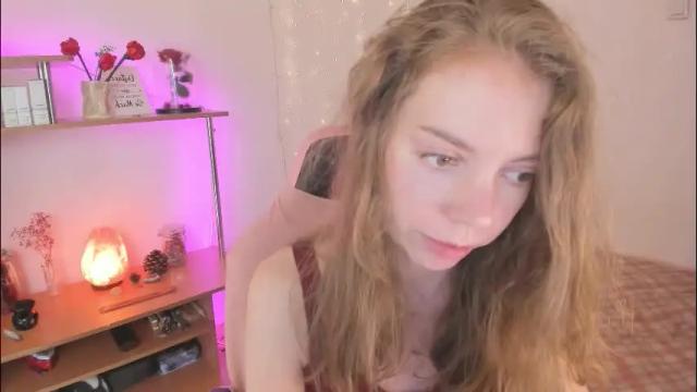 Image 6 of beautyeliise Stream on Chaturbate on 1 month ago