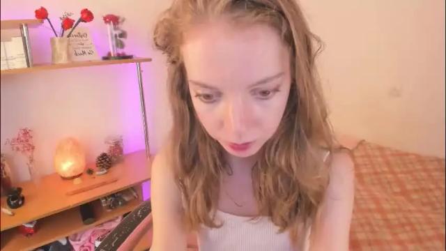 Image 2 of beautyeliise Stream on Chaturbate on 1 month ago
