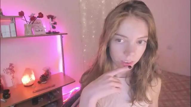 Image 12 of beautyeliise Stream on Chaturbate on 1 month ago