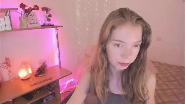 Image 2 of beautyeliise Stream on Chaturbate on 1 month ago