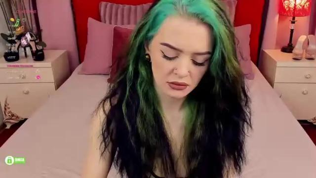 Image 7 of beautyelsa Stream on Chaturbate on 19 months ago