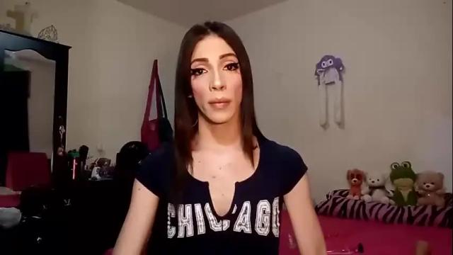Image 12 of beautyqueen__ Stream on Chaturbate on 4 months ago
