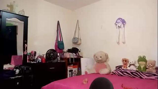 Image 12 of beautyqueen__ Stream on Chaturbate on 3 months ago