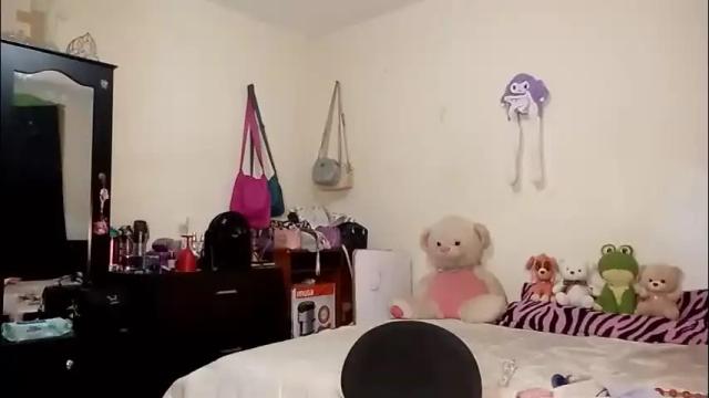 Image 7 of beautyqueen__ Stream on Chaturbate on 2 months ago