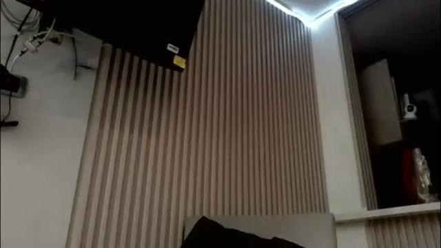 Image 10 of beautyqueen__ Stream on Chaturbate on 1 month ago