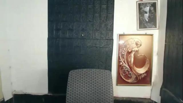 Image 4 of beautyqueens_cum Stream on Chaturbate on 2 months ago