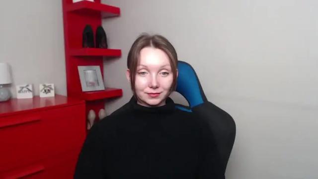 Image 12 of beautyzoexx Stream on Chaturbate on 13 months ago