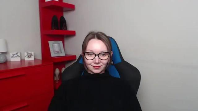 Image 4 of beautyzoexx Stream on Chaturbate on 13 months ago