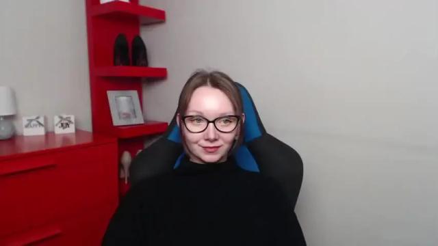 Image 7 of beautyzoexx Stream on Chaturbate on 13 months ago