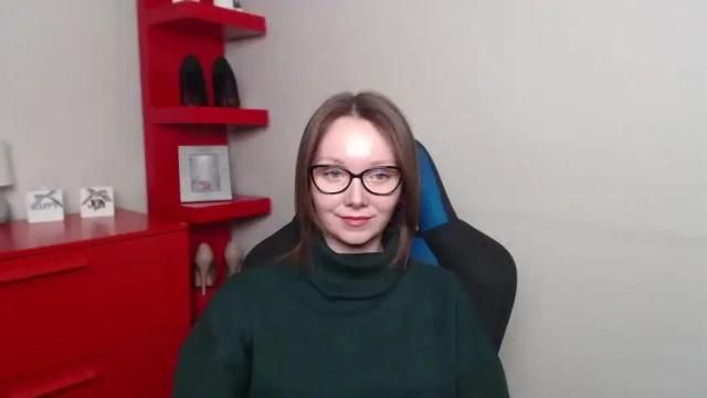 Image 2 of beautyzoexx Stream on Chaturbate on 13 months ago