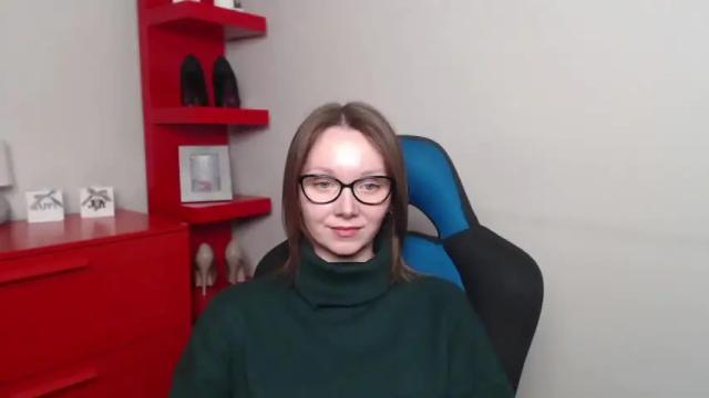 Image 3 of beautyzoexx Stream on Chaturbate on 13 months ago
