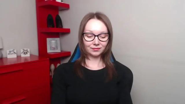 Image 3 of beautyzoexx Stream on Chaturbate on 13 months ago