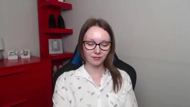 Image 7 of beautyzoexx Stream on Chaturbate on 13 months ago