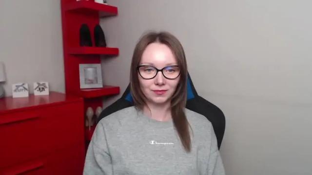Image 10 of beautyzoexx Stream on Chaturbate on 13 months ago