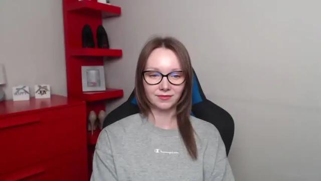 Image 11 of beautyzoexx Stream on Chaturbate on 13 months ago
